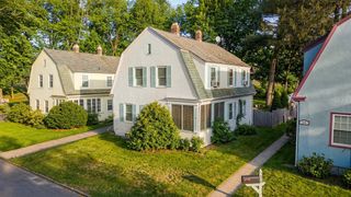 28 Maple Street, Southbridge, MA 01550