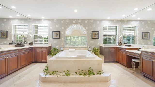 19400 SW 39th Ct, Miramar, FL 33029