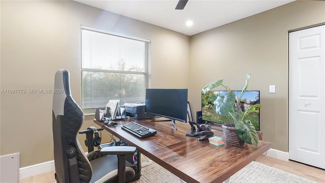 19400 SW 39th Ct, Miramar, FL 33029