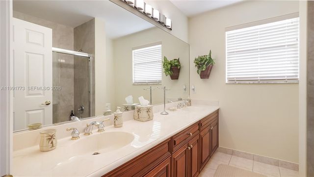 19400 SW 39th Ct, Miramar, FL 33029