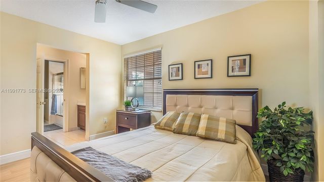 19400 SW 39th Ct, Miramar, FL 33029