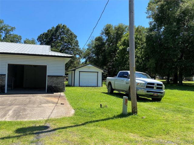 421364 E 1164, Eufaula, OK 74432