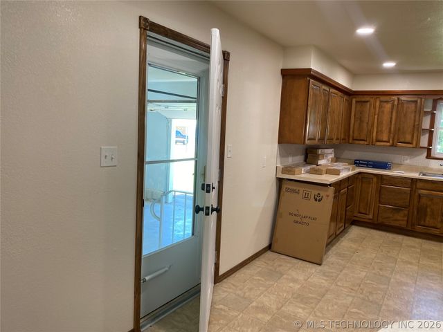 421364 E 1164, Eufaula, OK 74432