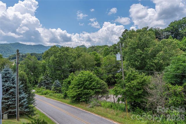 59 Nazarene Way, Waynesville, NC 28785
