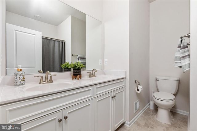 179 TRIBERG DR, Charles Town, WV 25414