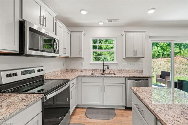 405 Gulliver Court, Greensboro, NC 27405