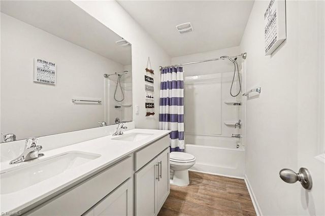405 Gulliver Court, Greensboro, NC 27405
