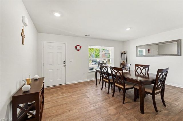 405 Gulliver Court, Greensboro, NC 27405