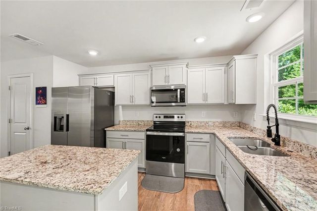405 Gulliver Court, Greensboro, NC 27405