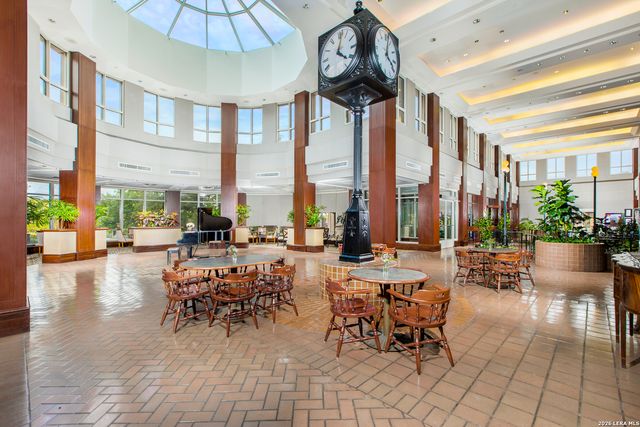 1 Towers Park Ln Apt 1513, San Antonio, TX 78209