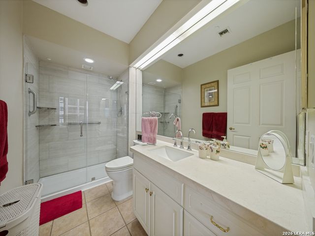 1 Towers Park Ln Apt 1513, San Antonio, TX 78209