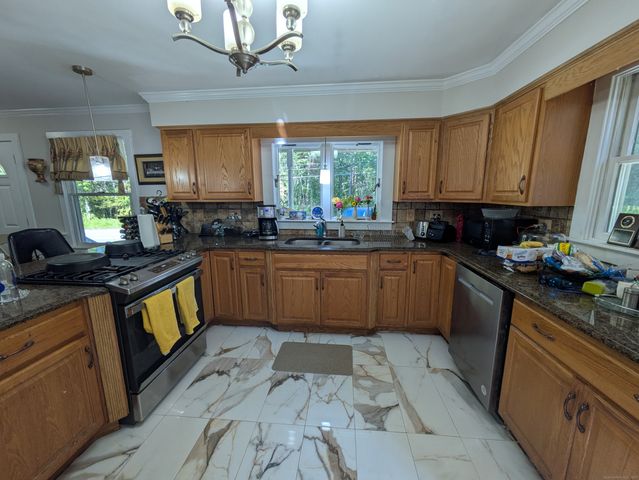 541 Benson Road, Middlebury, CT 06762