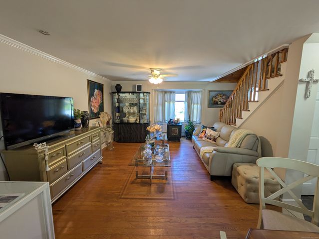 541 Benson Road, Middlebury, CT 06762