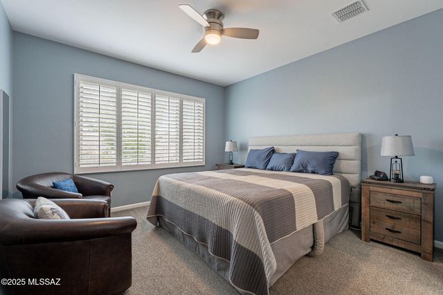 1190 Broken Hills Drive, Green Valley, AZ 85614