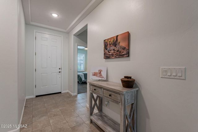 1190 Broken Hills Drive, Green Valley, AZ 85614