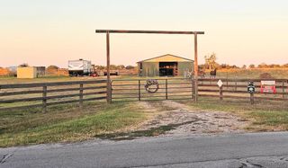 742 Raccoon Bend, Bellville, TX 77418