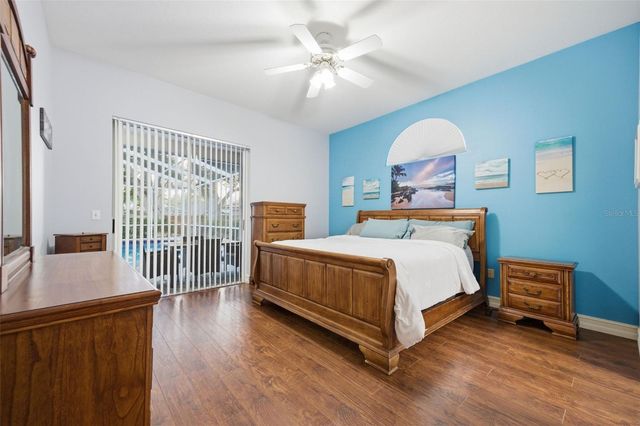 18302 SAINT JAMES COURT, Tampa, FL 33647