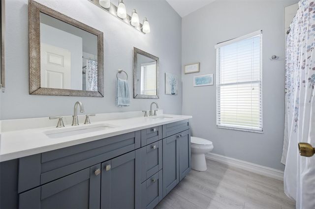 18302 SAINT JAMES COURT, Tampa, FL 33647