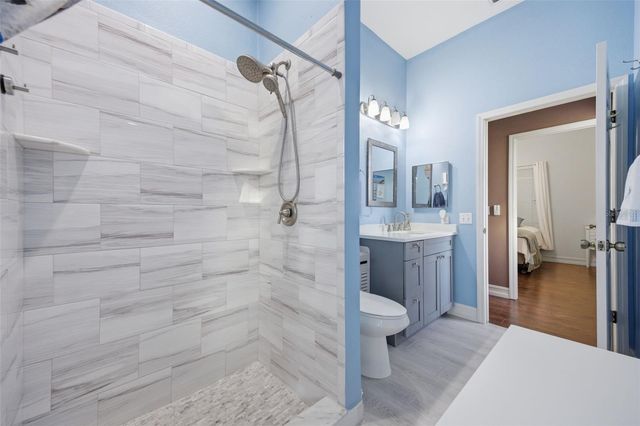 18302 SAINT JAMES COURT, Tampa, FL 33647