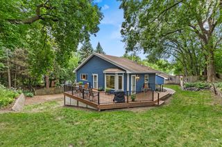 2917 Quebec Avenue S, Saint Louis Park, MN 55426