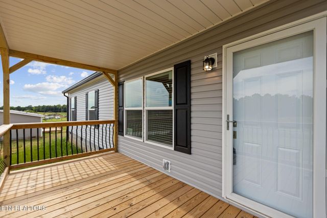 285 County Road 784A, Etowah, TN 37331