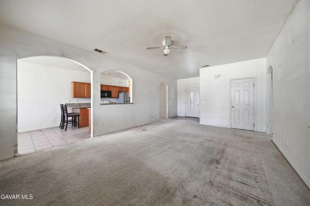 10161 Evelyn Avenue, California City, CA 93505