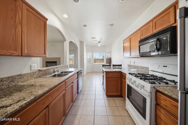 10161 Evelyn Avenue, California City, CA 93505