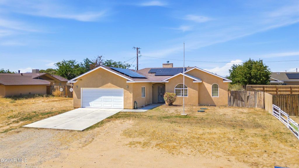 10161 Evelyn Avenue, California City, CA 93505