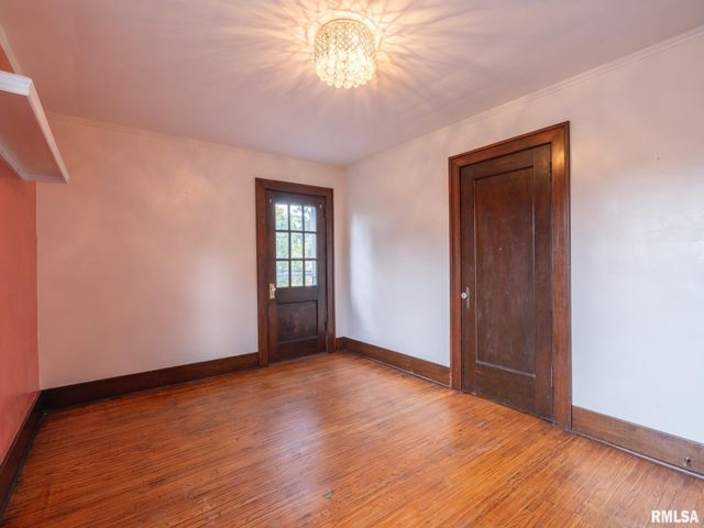 2021 W CALLENDER Avenue, West Peoria, IL 61604