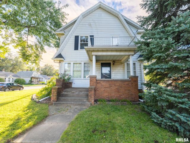 2021 W CALLENDER Avenue, West Peoria, IL 61604