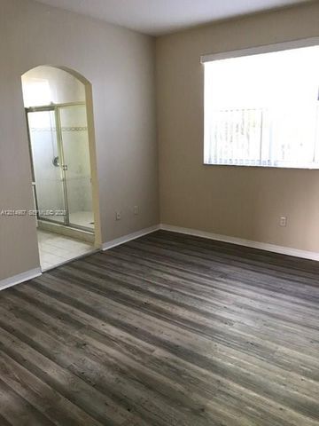 4945 N Harbor Isles Dr 103, Dania Beach, FL 33312