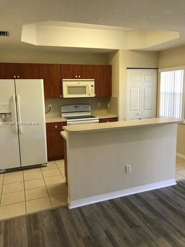4945 N Harbor Isles Dr 103, Dania Beach, FL 33312