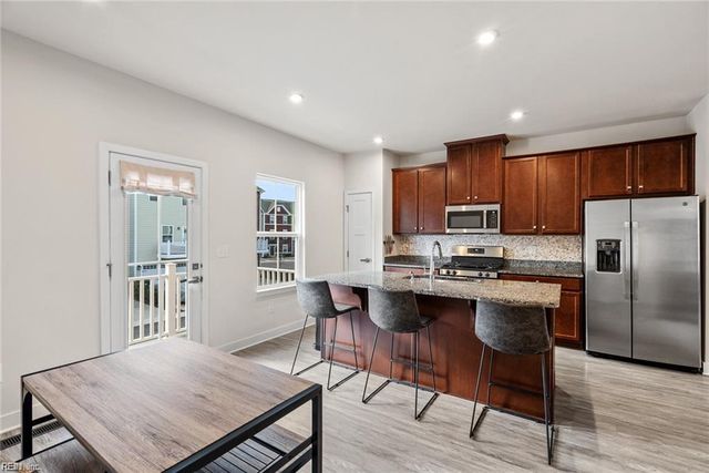 1707 Foremast LOOP, Chesapeake, VA 23323