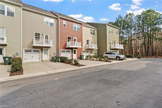 1707 Foremast LOOP, Chesapeake, VA 23323