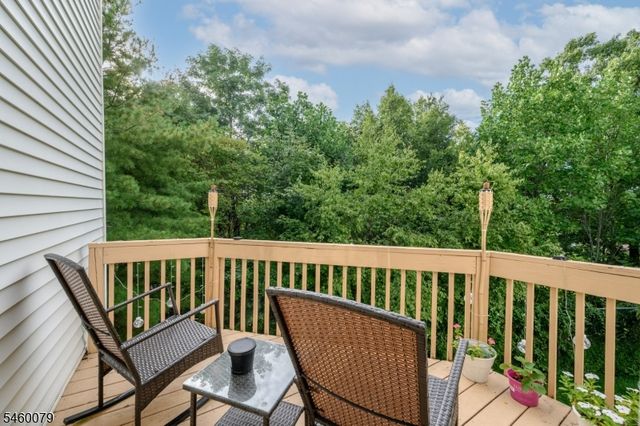 38 Winding Hill Dr, Mount Olive Twp., NJ 07840