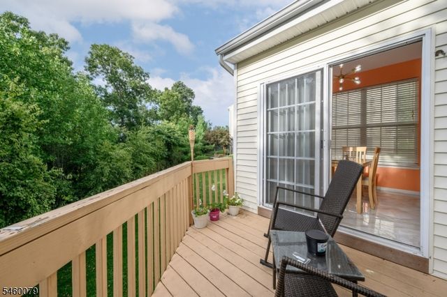 38 Winding Hill Dr, Mount Olive Twp., NJ 07840