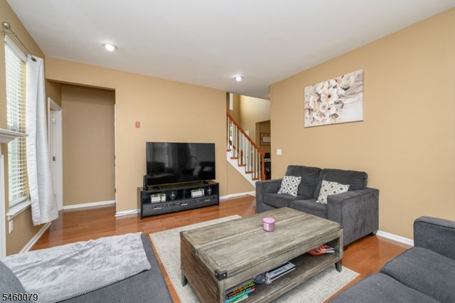 38 Winding Hill Dr, Mount Olive Twp., NJ 07840