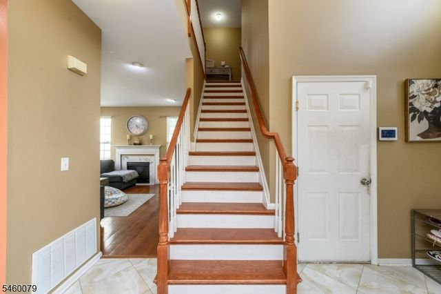 38 Winding Hill Dr, Mount Olive Twp., NJ 07840