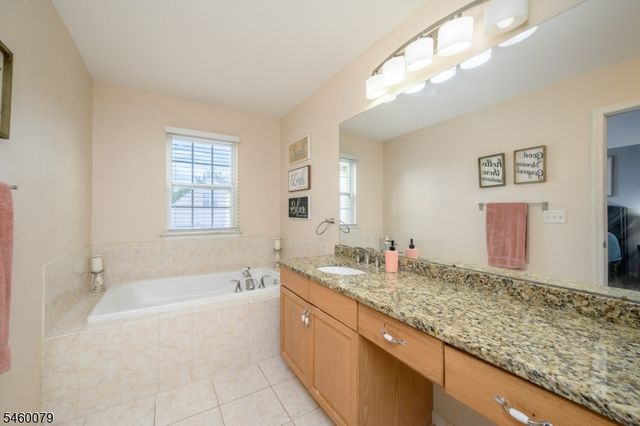 38 Winding Hill Dr, Mount Olive Twp., NJ 07840