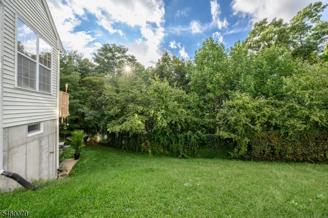 38 Winding Hill Dr, Mount Olive Twp., NJ 07840