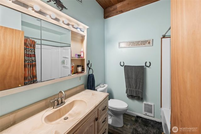 4200 E Agate Road, Shelton, WA 98584