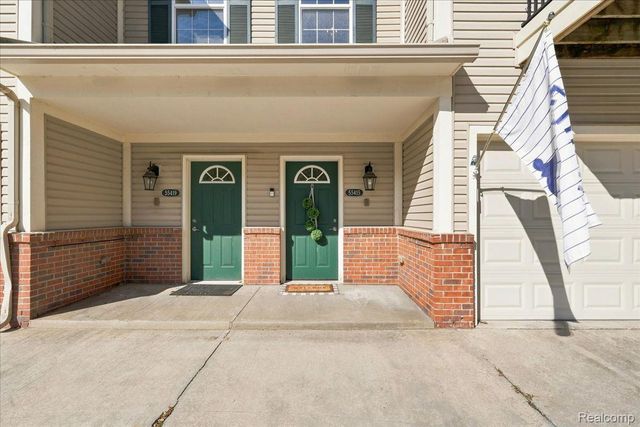 55415 Ambassador Court, Shelby Charter Township, MI 48316