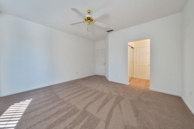 7605 Locomotive Ln, Roseville, CA 95747