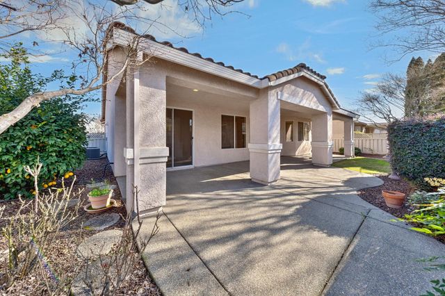 7605 Locomotive Ln, Roseville, CA 95747