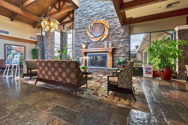 7605 Locomotive Ln, Roseville, CA 95747