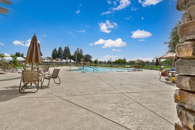 7605 Locomotive Ln, Roseville, CA 95747