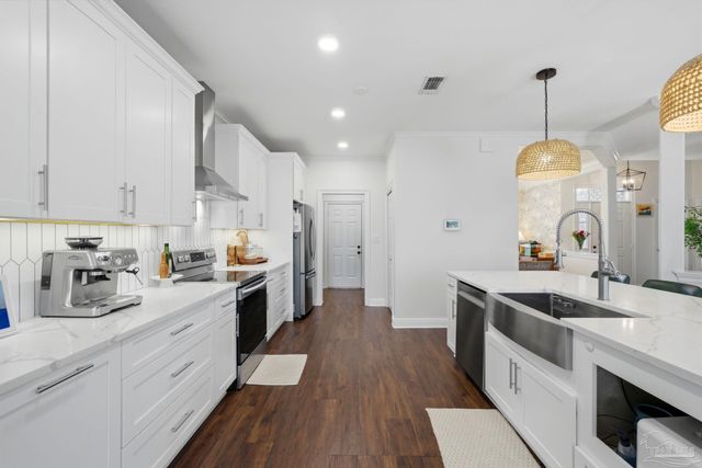3008 Dauntless Dr, Pensacola, FL 32507