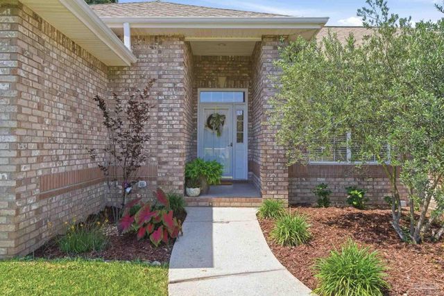 3008 Dauntless Dr, Pensacola, FL 32507