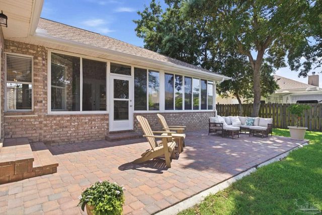 3008 Dauntless Dr, Pensacola, FL 32507