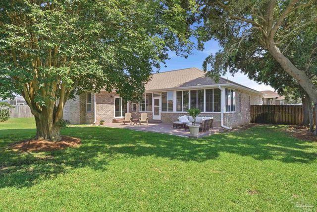 3008 Dauntless Dr, Pensacola, FL 32507
